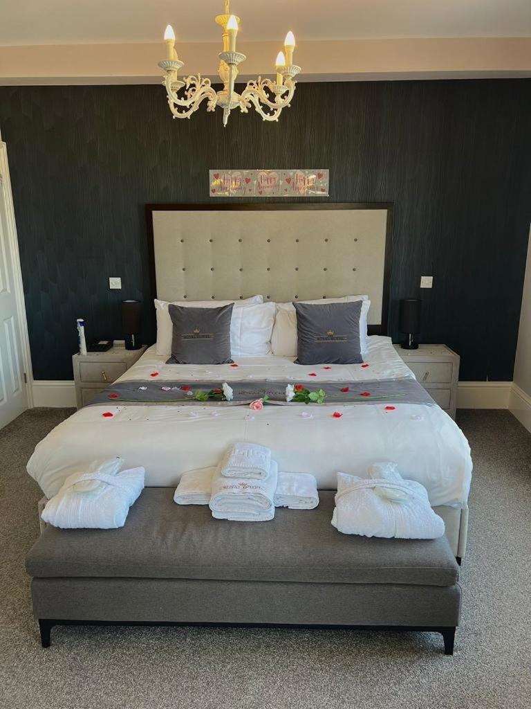 The Royal Hotel - Clacton On Sea Extérieur photo